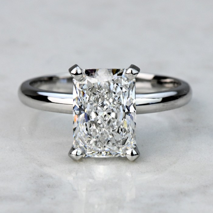 Online diamond engagement rings