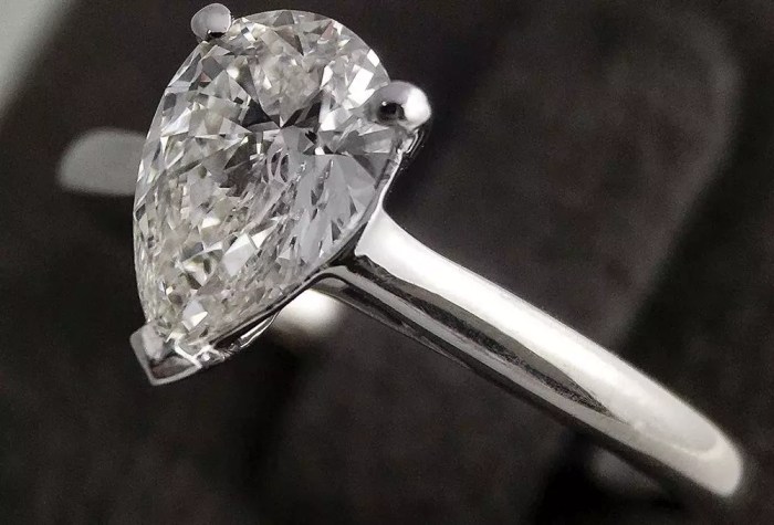 Where Can I Sell my Diamond Ring for Most Money? - Vermont Republic