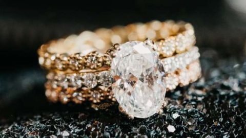 Buy diamond engagement rings