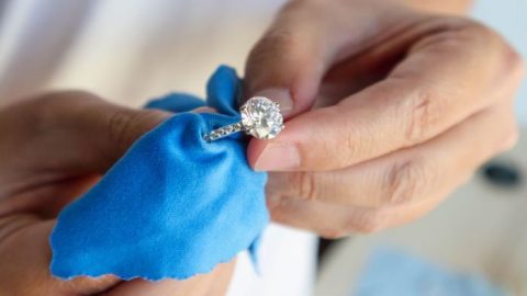 Diamonds direct ring cleaning