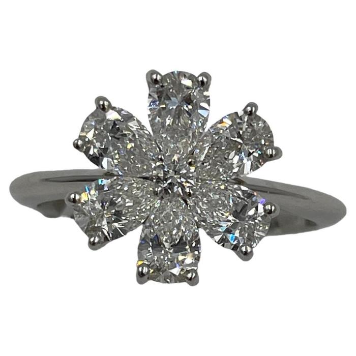 Harry Winston 2.87 Carat Cushion Cut Diamond Platinum Engagement Ring ...