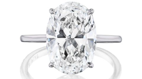 Oval diamond platinum engagement rings