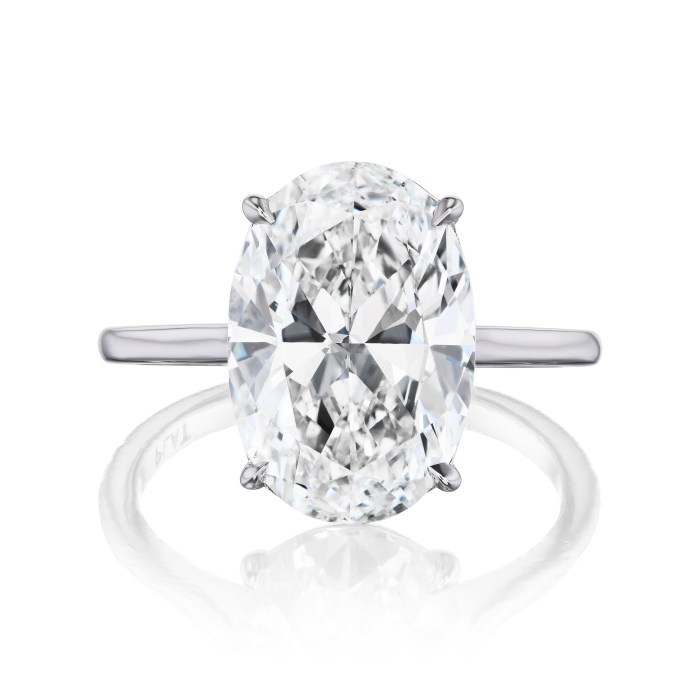 Oval diamond platinum engagement rings